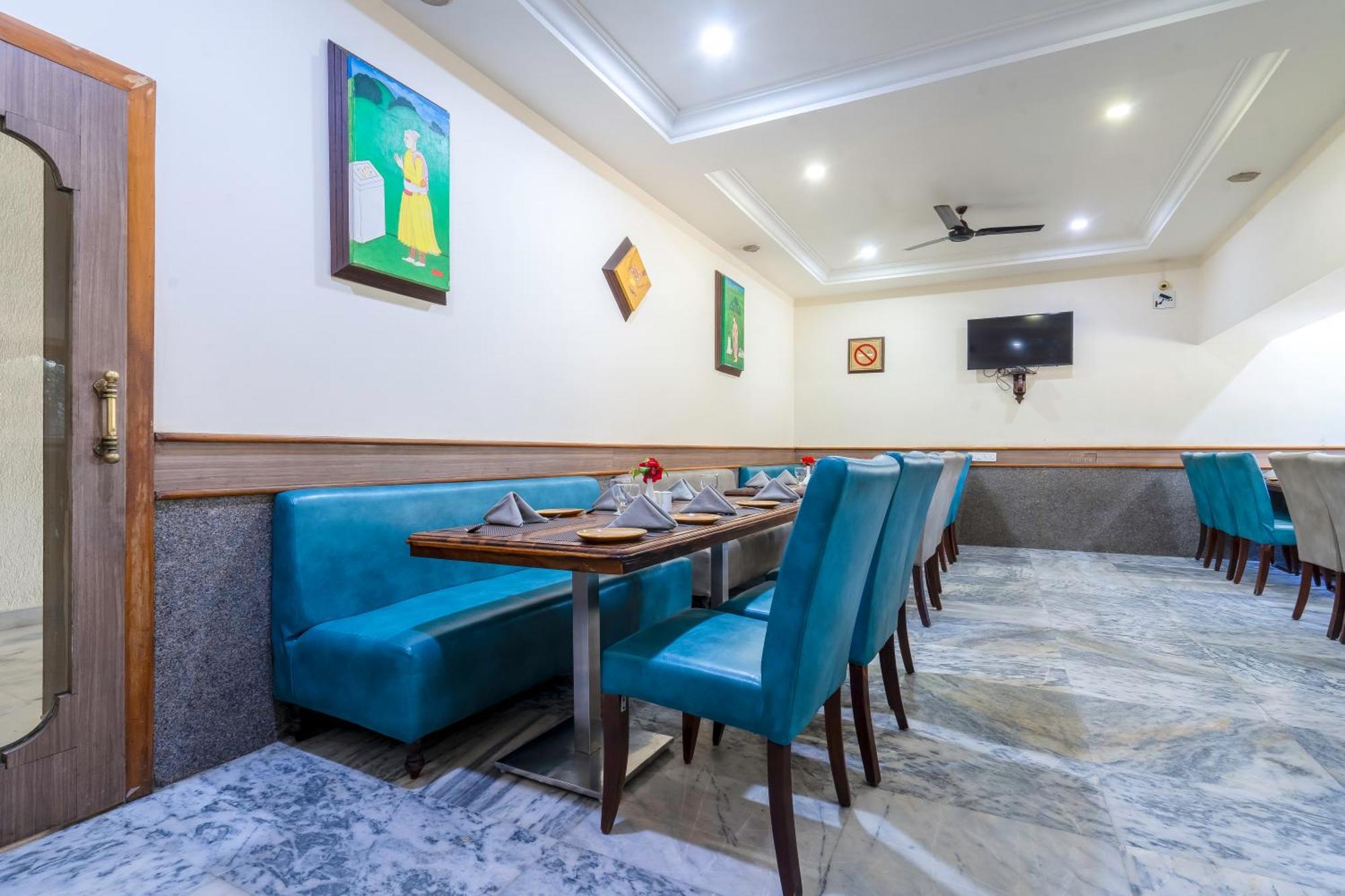 Hotel Chandrawati Palace Abu Road Ngoại thất bức ảnh