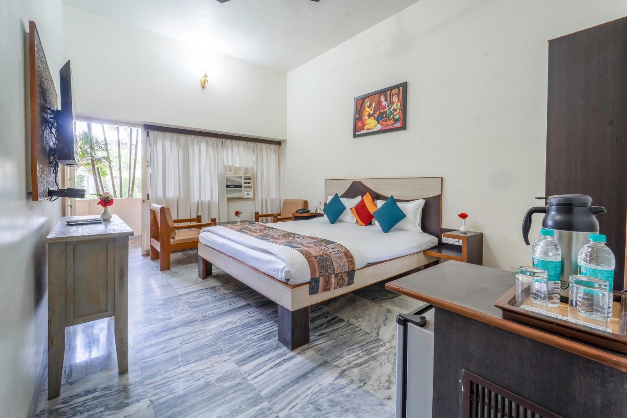 Hotel Chandrawati Palace Abu Road Ngoại thất bức ảnh